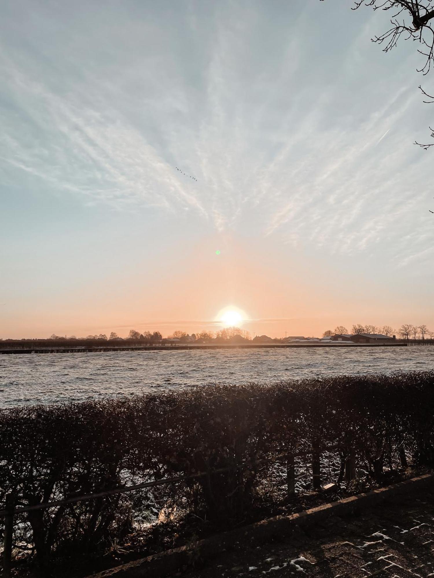 Bed and Breakfast Betuwsch Badhuys Лінден Екстер'єр фото